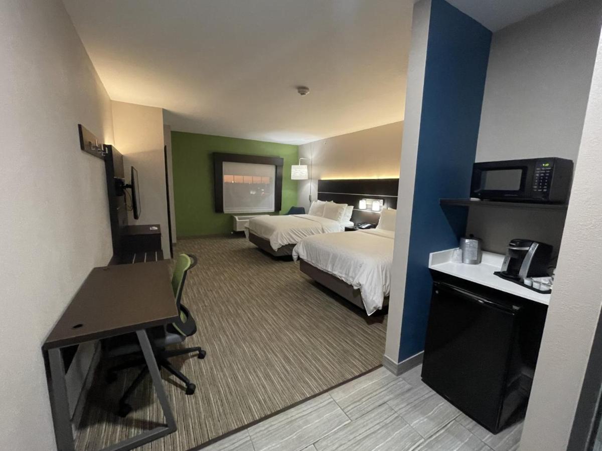 Holiday Inn Express Hotel And Suites Ada By Ihg Bagian luar foto